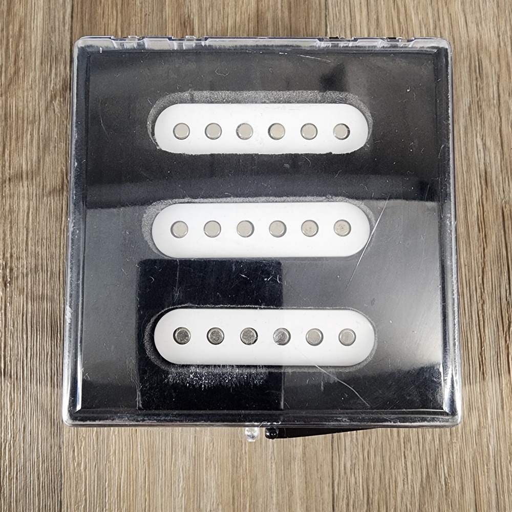 Fender Custom Shop Custom '69 Stratocaster Pickup Set White 0992114000 USA Case